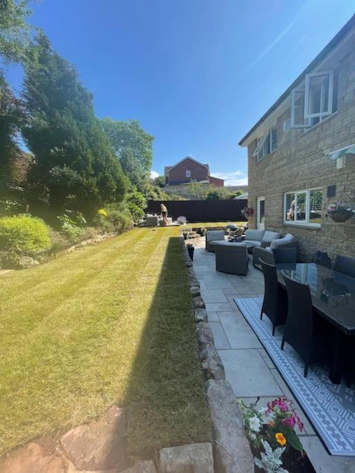 Home In Wirral - Peaceful Contemporary Gem. Exteriör bild